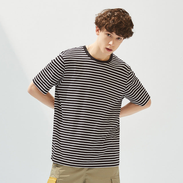 Striped T-shirt 2020 New Summer Male Striped Holiday Trend T-Shirt Simple trend Loose Casual Short Sleeve Tops