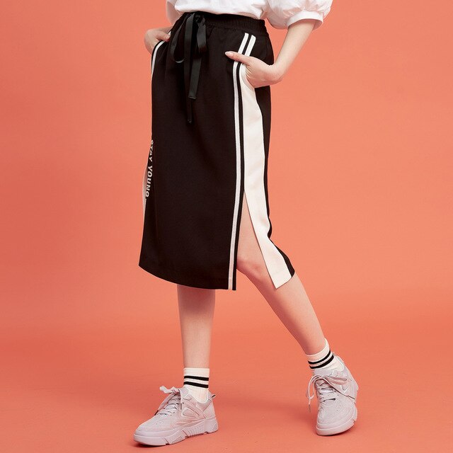 Summer New sports style half skirt fashion Handsome embroidered Side stripes Split skirt Women